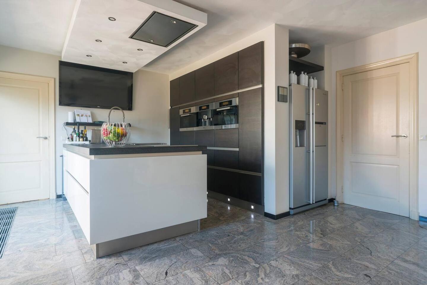 Xxl House With Free Parking & 3 Bedrooms Tilburgo Exterior foto