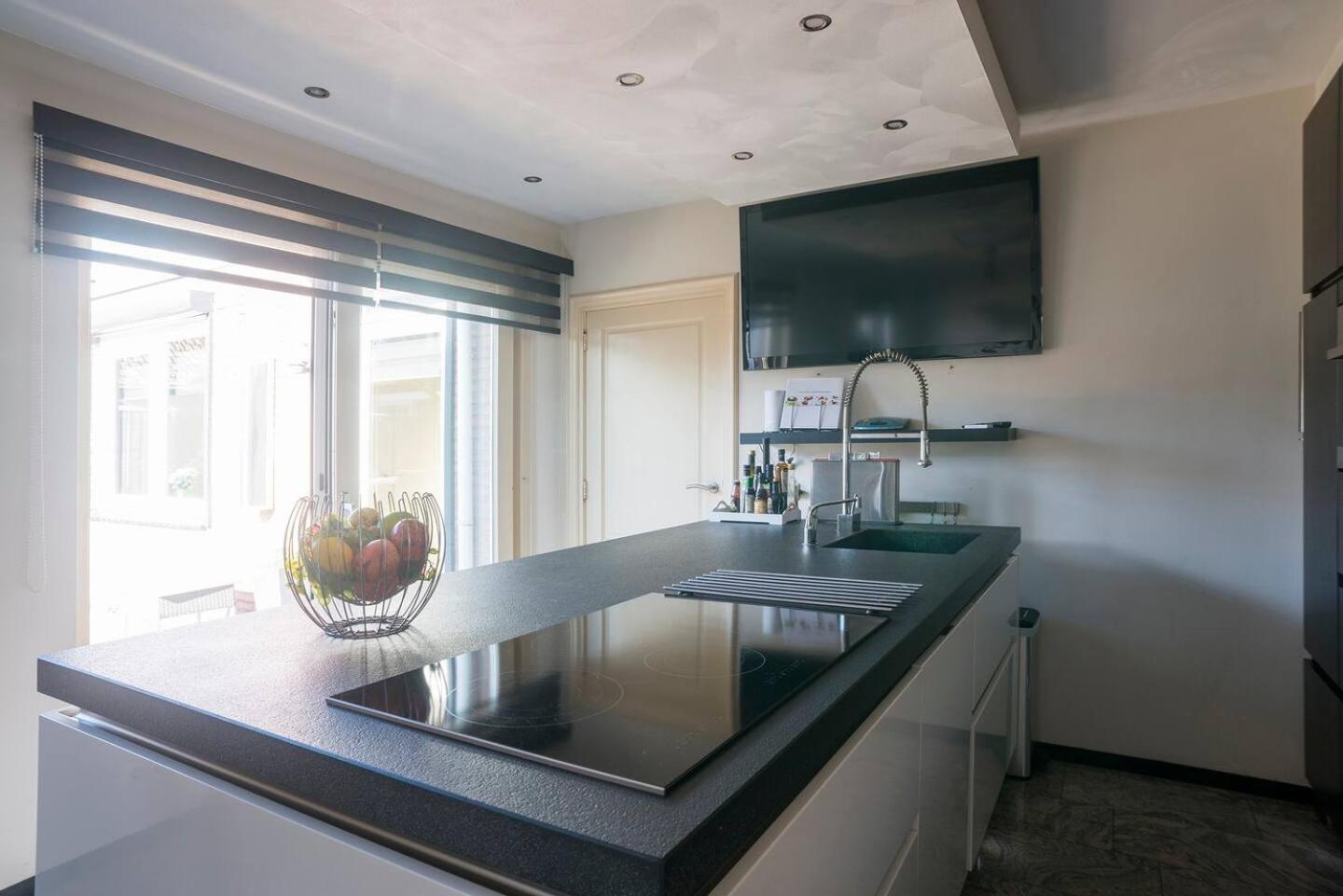 Xxl House With Free Parking & 3 Bedrooms Tilburgo Exterior foto
