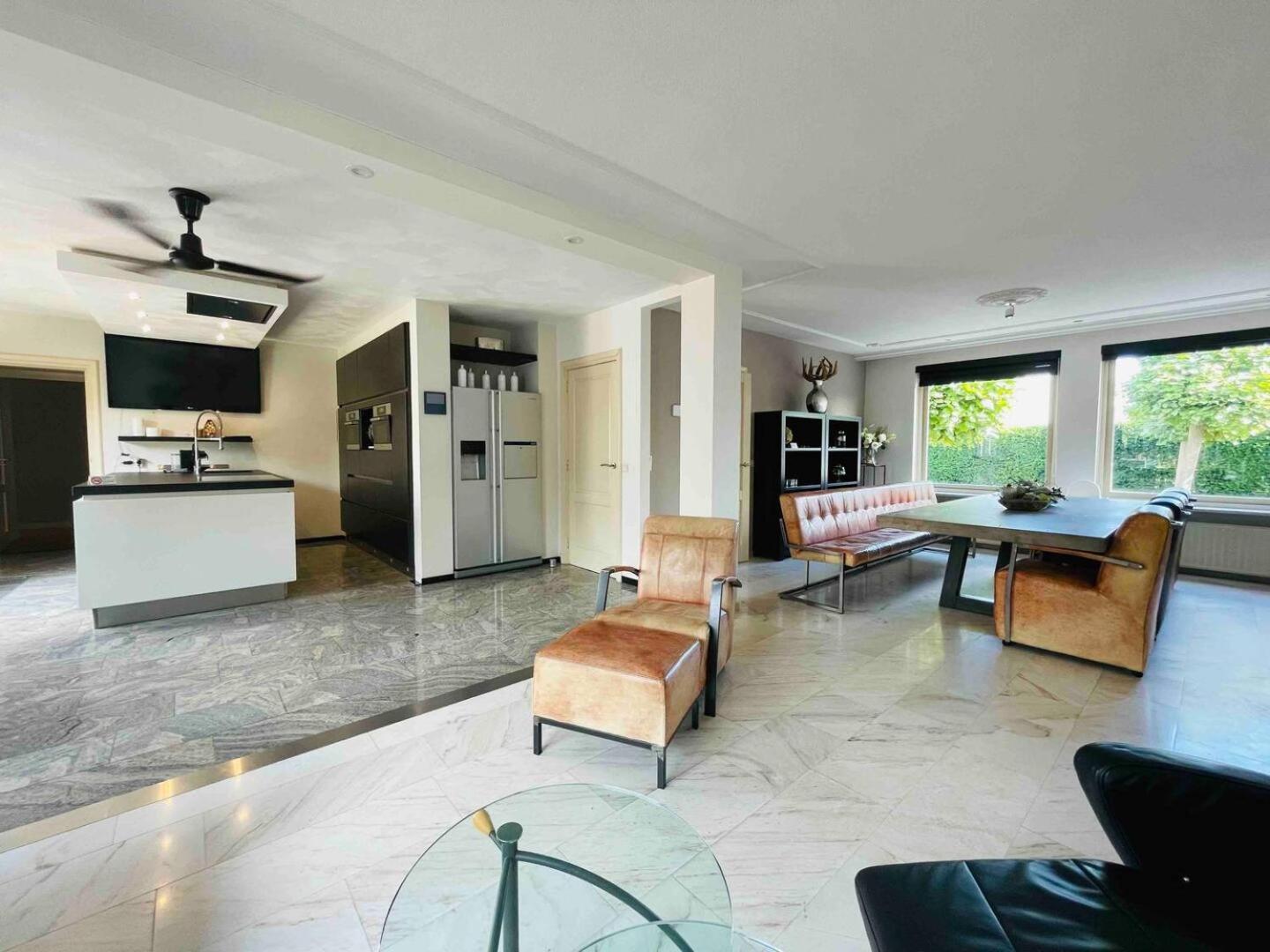 Xxl House With Free Parking & 3 Bedrooms Tilburgo Exterior foto